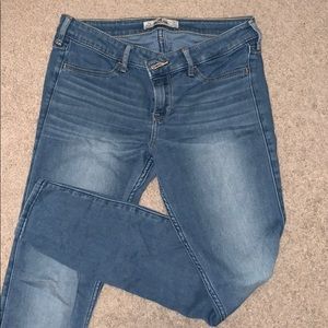 Hollister Jean